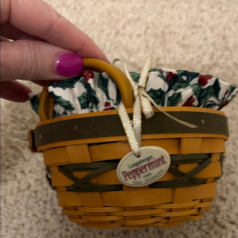 Longaberger Peppermint Tree Trimming Basket 1999